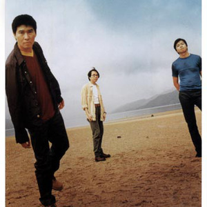 娇妻第一次找单男拍摄
